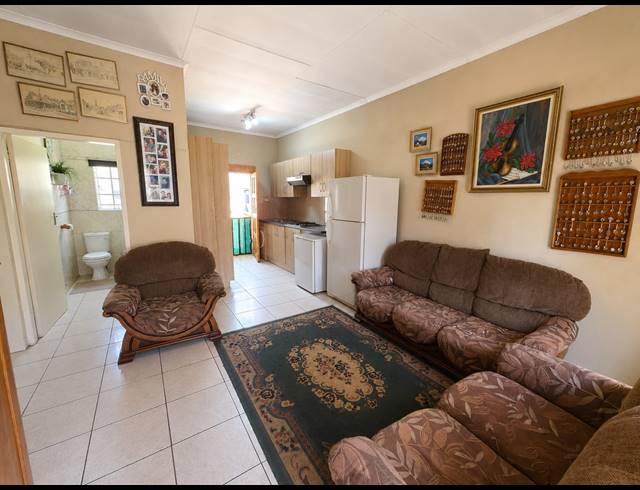 2 BEDROOM TOWNHOUSE FOR SALE IN KOOKRUS